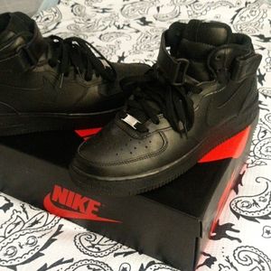Air Force 1 mid